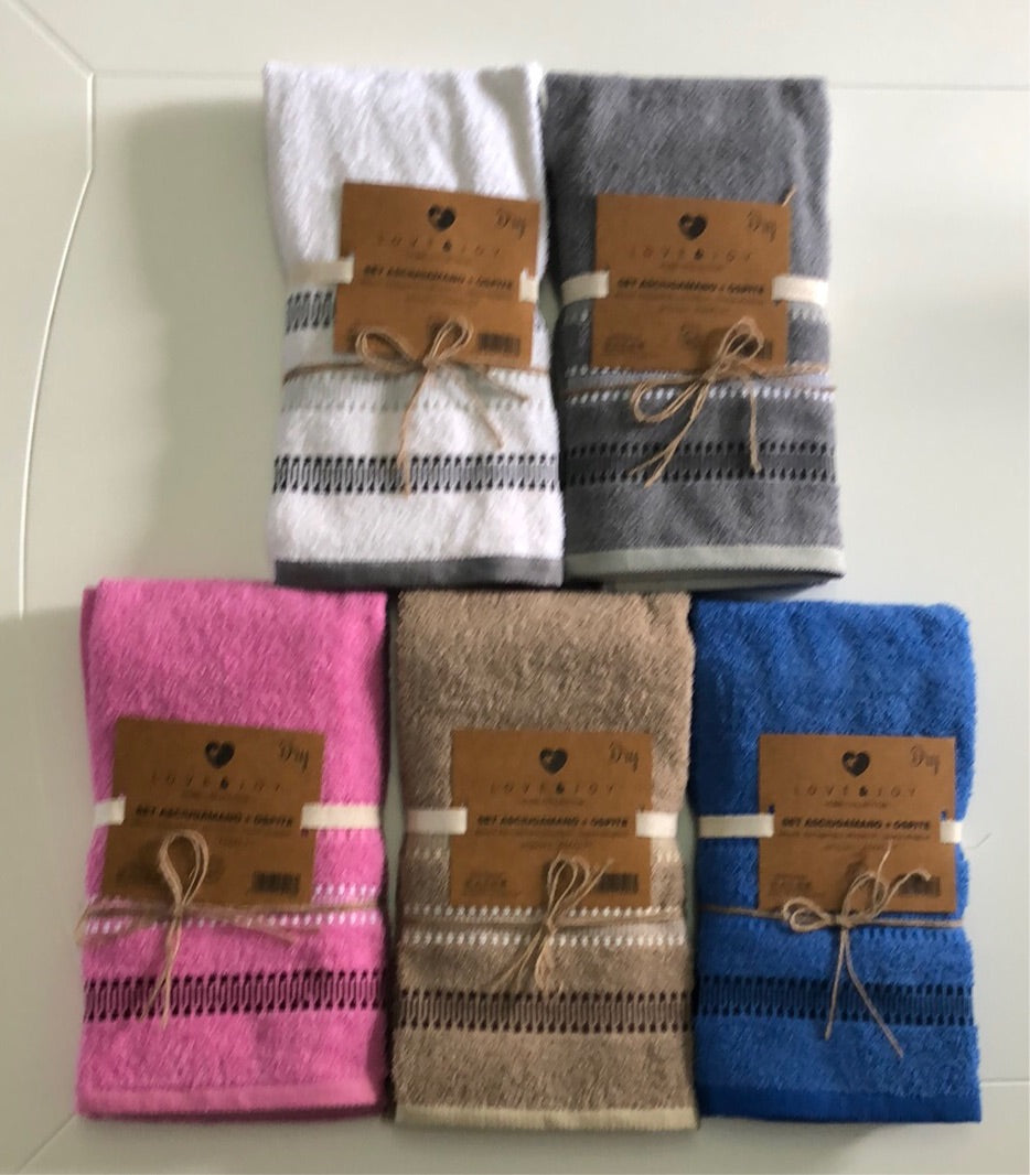 Love &amp; Joy towel set