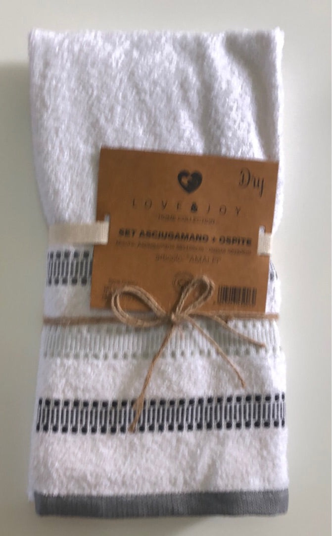 Love &amp; Joy towel set